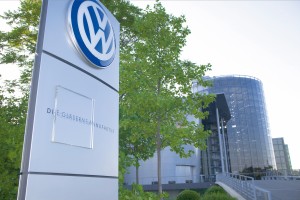 30/12/2011 Volkswagen, Sede De Wolfsburg (Alemania). El grupo automovilístico alemán Volkswagen invertirá 170 millones de euros, junto con su socio SAIC, en construir la que será su décimo primera fábrica en China, al tiempo que ha renovado la 'joint venture' que mantiene con su otro socio chino, FAW, por un período de 25 años. ESPAÑA ECONOMIA EUROPA VOLKSWAGEN