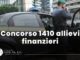 concorso allievi finanzieri 2022, auto della guardia di finanza con finanziere davanti