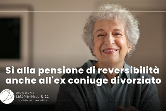 pensione di riversibilità, anziana sorridente