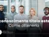 riconoscimento titolo estero, medici di diversa nazionalità in piedi all'interno di una sala