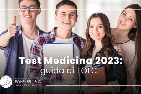 test medicina, ragazzi che partecipano al tolc medicina